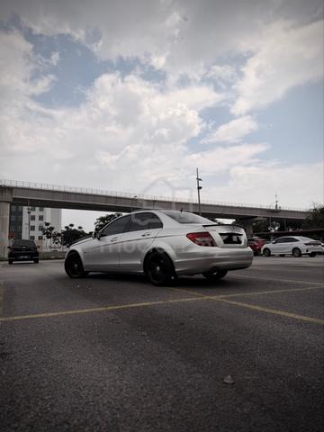 2012 Mercedes Benz C250 CGI BlueEFCY - 2