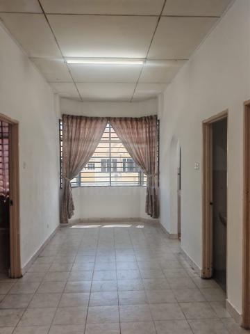 Bandar Sierra Apartment 1