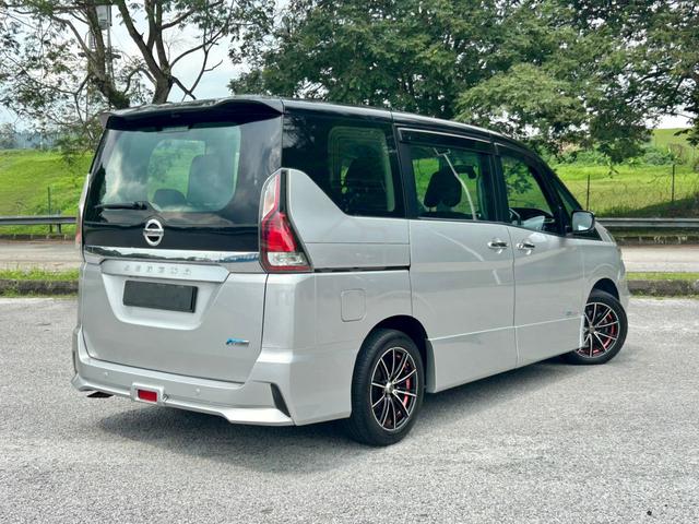2019 Nissan SERENA 2.0 PREMIUM HIGHWAY STAR (A) - 4