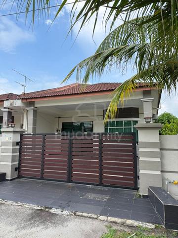 Rumah semi D Jalan Junid 1