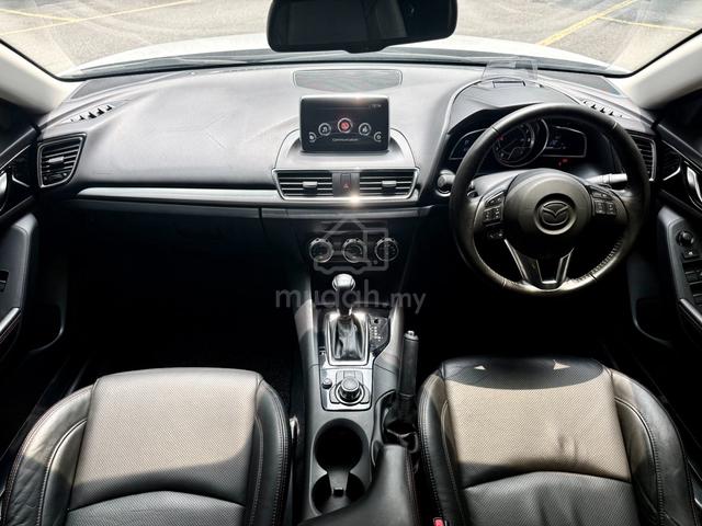 Mazda 3 GLS Sedan HUD PaddleShift LaneAssist 83k - 5