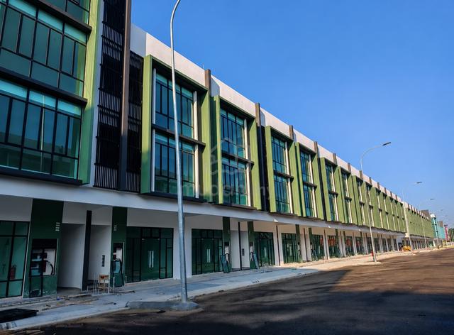 Shop for RENT at Permas Jaya 1
