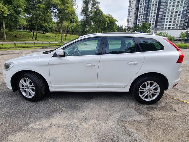 2017 Volvo XC60 2.0 T6 TURBO - 5