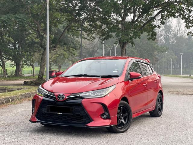 2021 Toyota YARIS 1.5 E SPORT RIM SPORTY LOOK - 1