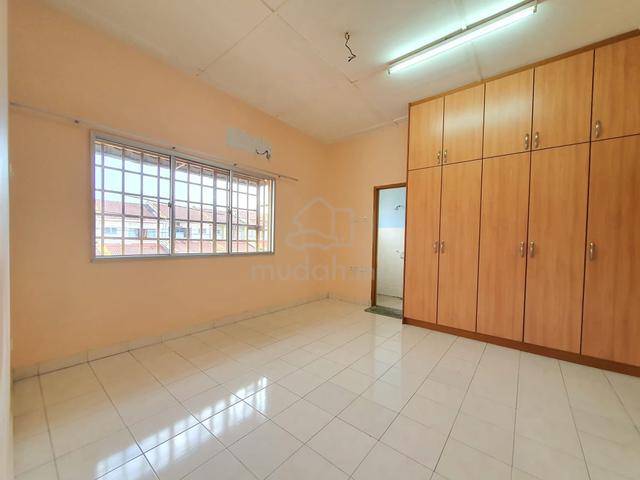 FULLY EXTEND Taman Pinggiran Putra, Seri Kembangan 1