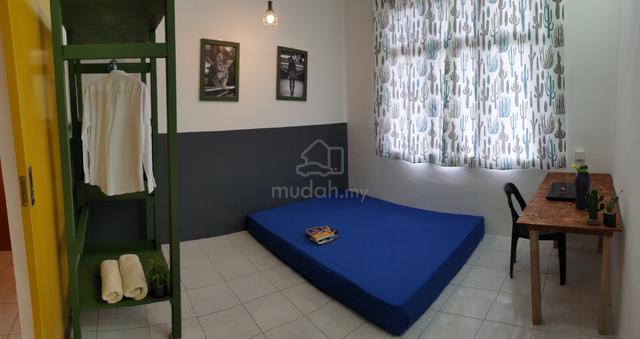 QUEEN BED ROOM (LADIES) at ANGKASA APARTMENT PH 2, MENGGATAL 8TH FLOOR 1
