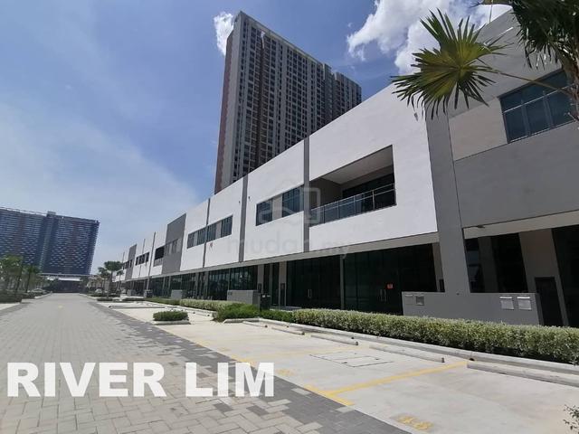 27x70 Sinaran Avenue First Floor Unit For Rent At Batu Kawan 1