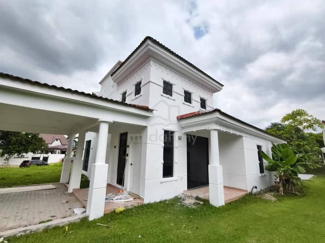A’famosa single storey villa with pool 1