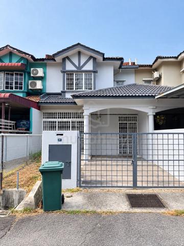 FACING OPEN Double Storey Terrace House Seksyen 8 Bandar Baru Bangi 1
