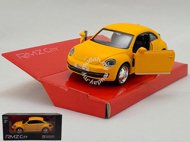 Volkswagen new beetle - matte yellow - Hobby & Collectibles for sale in  Bangsar, Kuala Lumpur