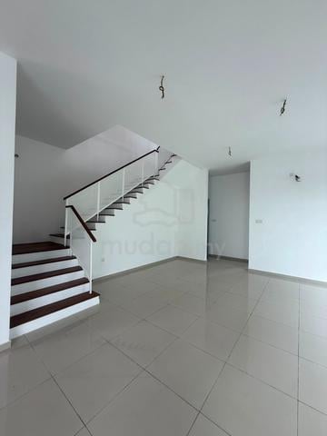 Taman Gaya Double Storey Semi D Near Mount Austin G&G 1