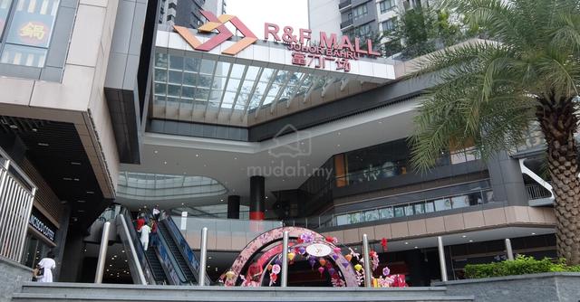 R&F  (10 inches Bed,wardrobe,table set) room -  mins walk to CIQ 1