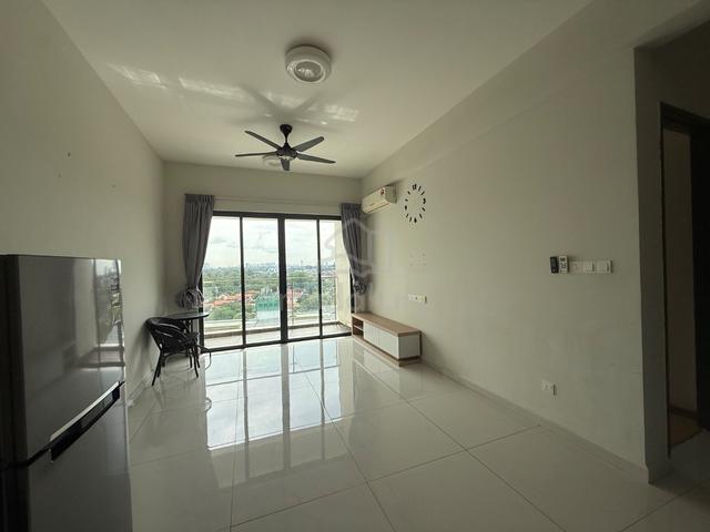 Bay Point @ Country Garden Danga Bay 1
