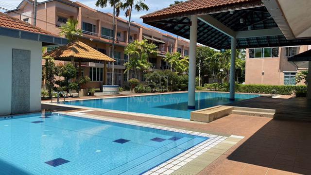 Luyang Perdana Master bedroom For Rent 1