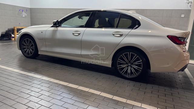 2021 Bmw 330E  M SPORT 2.0L (A) with warranty - 5