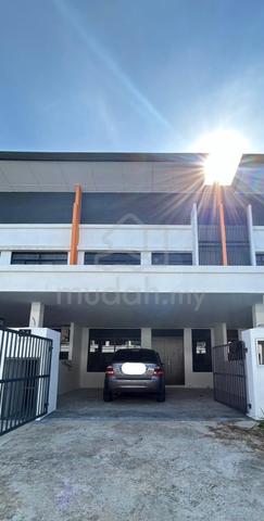 Rumah untuk Disewa – Parklane Villa @ Benoni 1