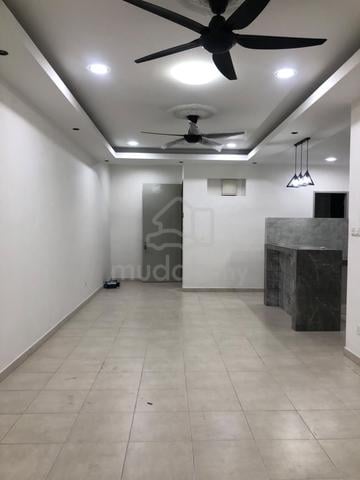 JRK Senesta 1