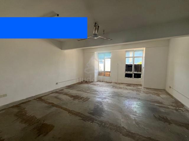 1st Floor Shop lot 1,000 sf Facing Main Road at Taman Iping Batu Maung 1