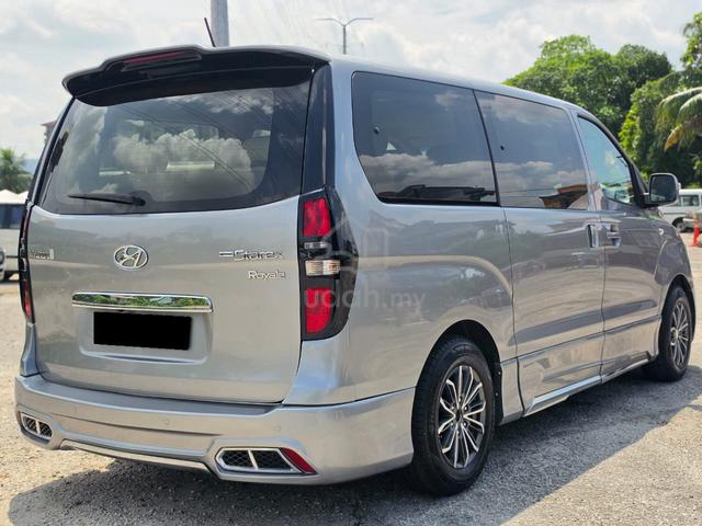 2017 Hyundai GRAND STAREX 2.5 ROYALE PREMIUM - 2