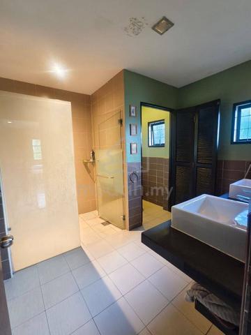 Kampung Bahru / bungalow 1