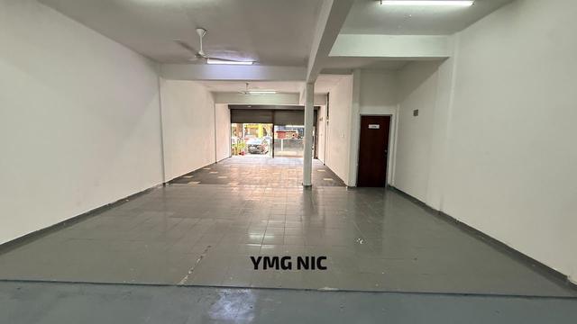 FOR RENT SRI ANDALAS Ground Floor SHOPLOT KLANG 20x75 1
