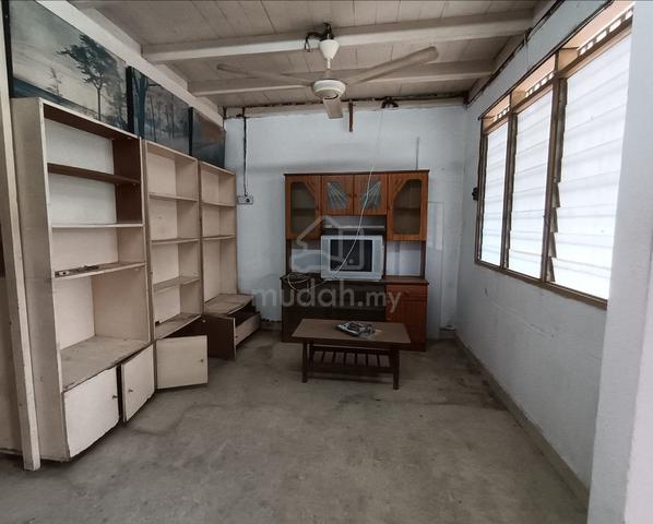 Below Market! 2R Double Storey House – Full Loan OK!💥 1