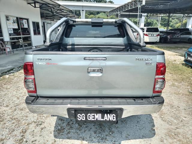 2011 Toyota Hilux 2.5 G , [GUARANTEE NOT ACCIDENT] - 3