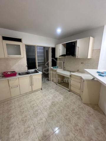 Marina Bay Condominium 1