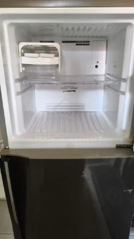 peti ais toshiba 240L - photo 5 of 6