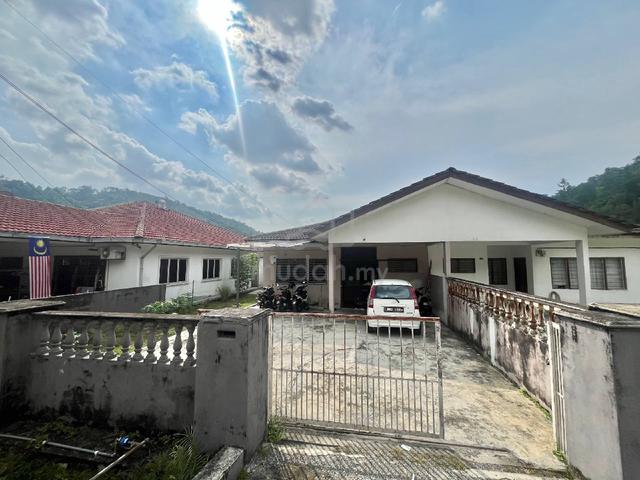 Storey Semi D Taman Desa Melor Serendah Rawang 1