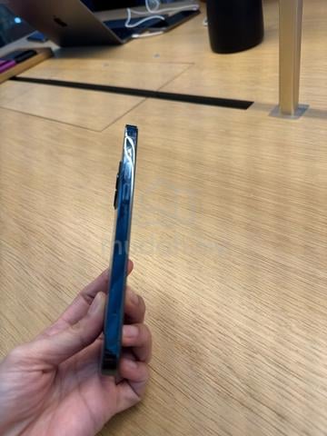 iPhone 12 Pro (256GB) To Let Go - photo 2 of 6