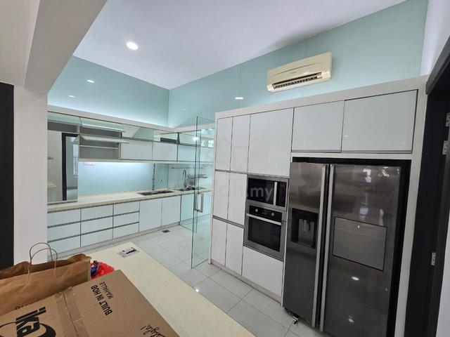 Laman damaisara@segambut semi-D 3 storey,kepong for sell 1