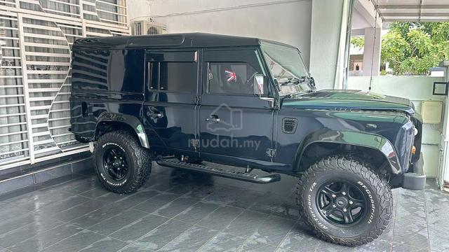 Land Rover Defender 110 3.9L V8 - 3
