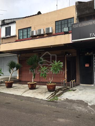 Taman Sri Kluang Double-Storey Shophouse For Sale 1