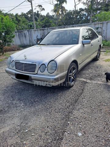1997 Mercedes Benz E-CLASS 2.0 200 CLASSIC (CBU) - 1