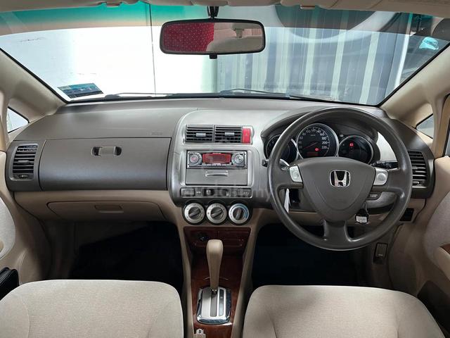 Honda CITY i-DSI One Lady Owner - 5