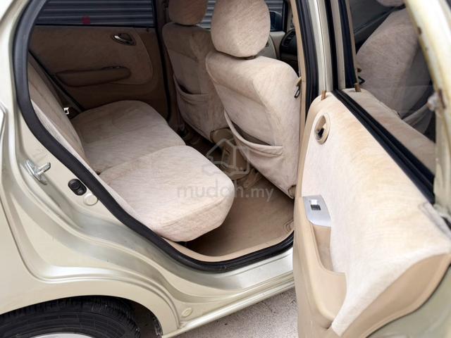 2004 Honda City 1.5 A IDSI Facelift - 5