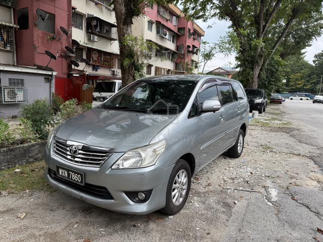 2013 Toyota INNOVA 2.0 G (A) - 4