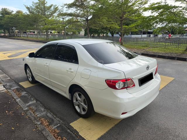 2011 Toyota Corolla Altis 1.8 E (A) - 4