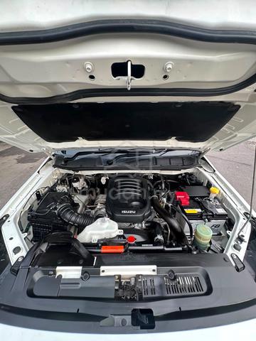 ISUZU D-MAX 1.9 STANDARD ((Auto) - 5