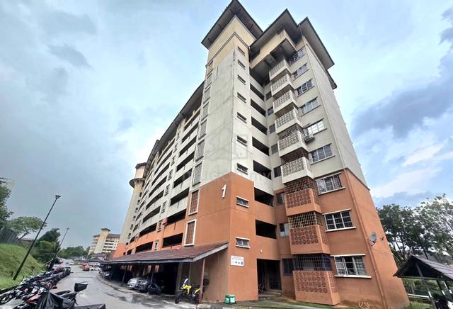 Pangsapuri Baiduri (Seksyen 7 Shah Alam) 1