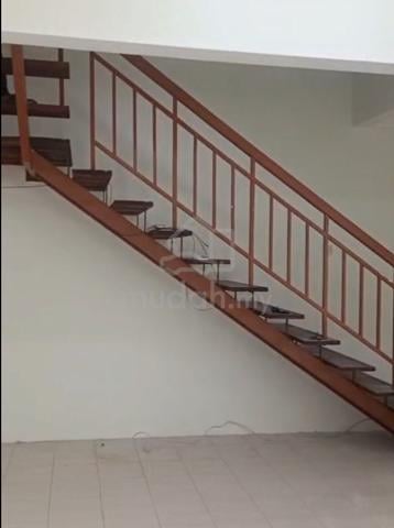 Rumah Teres 2 Tingkat Untuk Disewa di Bandar Saujana Putra 1