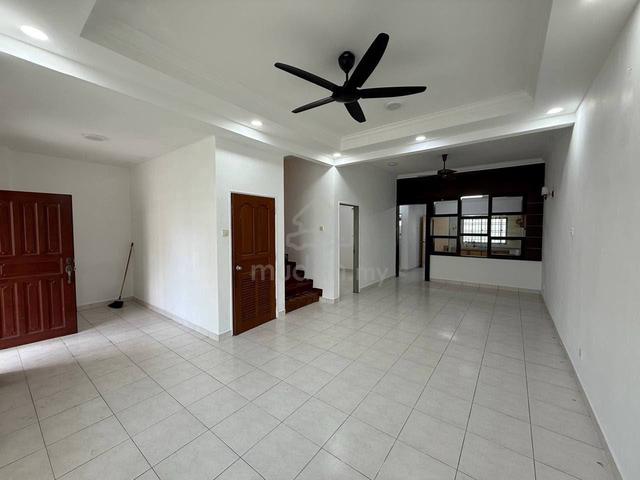 Impian Emas @ 2Storey 24x80ft @ G&G @ Renovated @ Below Value 100k 1