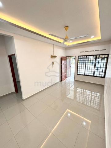 Taman Universiti, Jalan kebudayaan, Skudai,1 Storey 3bedroom Full Loan 3
