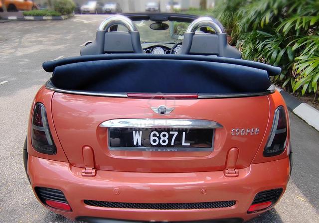 Mini Cooper Convertible 1.6 (A) , Excellent Cond - 4
