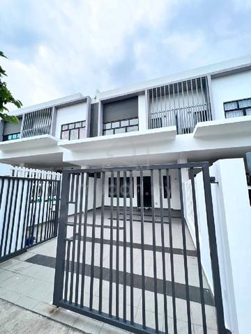 Double Storey Terrace Setia Permai U13 Setia Alam Selangor 1