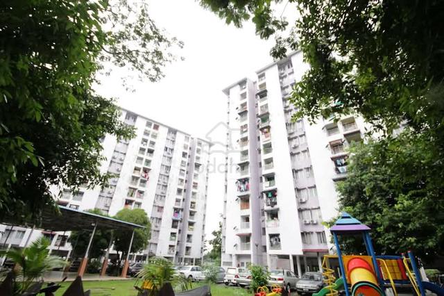 Teratai Mewah Apartment Block 4 & 6 1