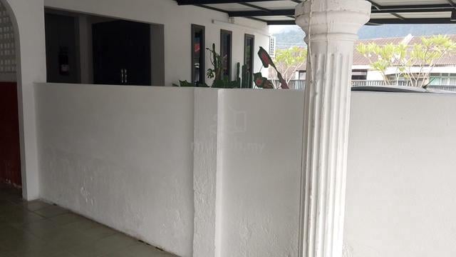 Taman Lake View Double Story 1