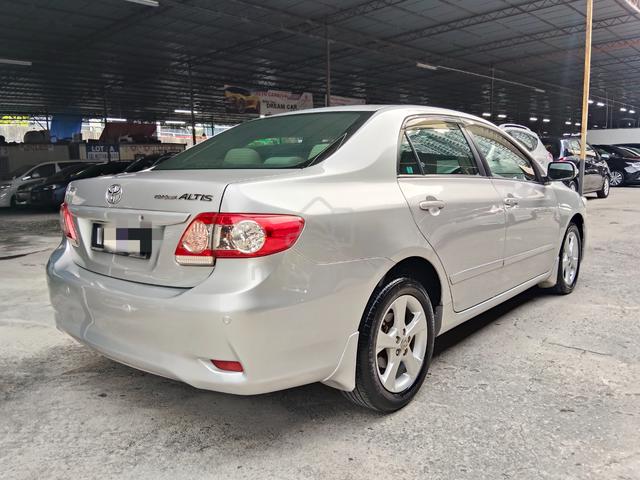 2012 Toyota COROLLA ALTIS 1.8E FACELIFT (A) - 4