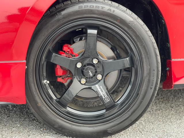 2021 Toyota YARIS 1.5 E SPORT RIM SPORTY LOOK - 5
